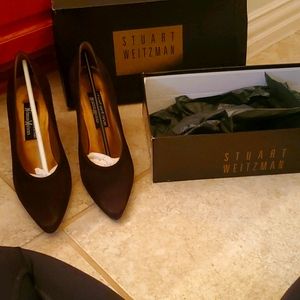 NIB never worn Stuart Weitzman brown suede heel 9